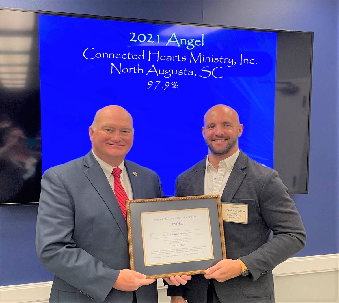 Secretary Hammond with Connected Hearts Ministry, Inc.